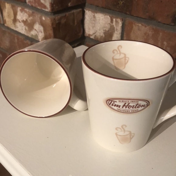 Tim Hortons - Set of 2 brand new limited edition coffee cups - Picture 2 of 4